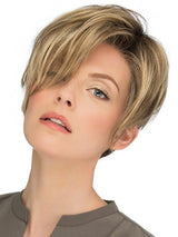 RMH12/26RT4 Light Brown with chunky Golden Blonde highlights and Dark Brown roots